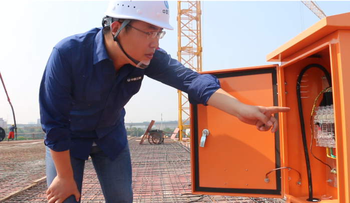 9、盛賀偉（查看朱家橋污水處理廠提標改造工地）