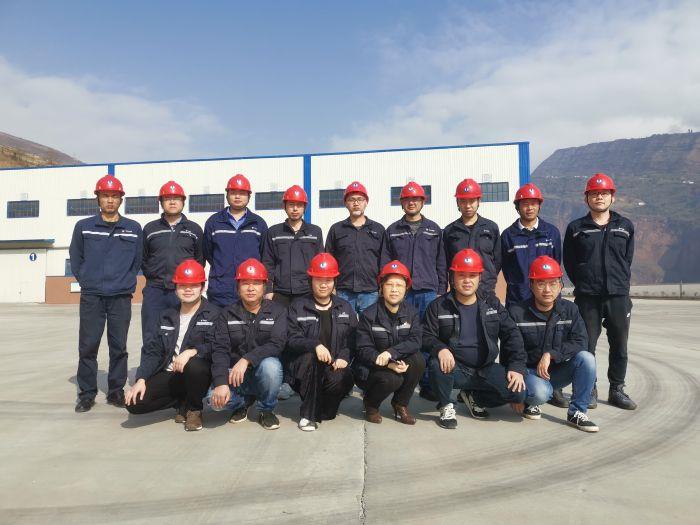 10.合影-設(shè)備物資公司白鶴灘項目部物資分部 10.合影-設(shè)備物資公司白鶴灘項目部物資分部